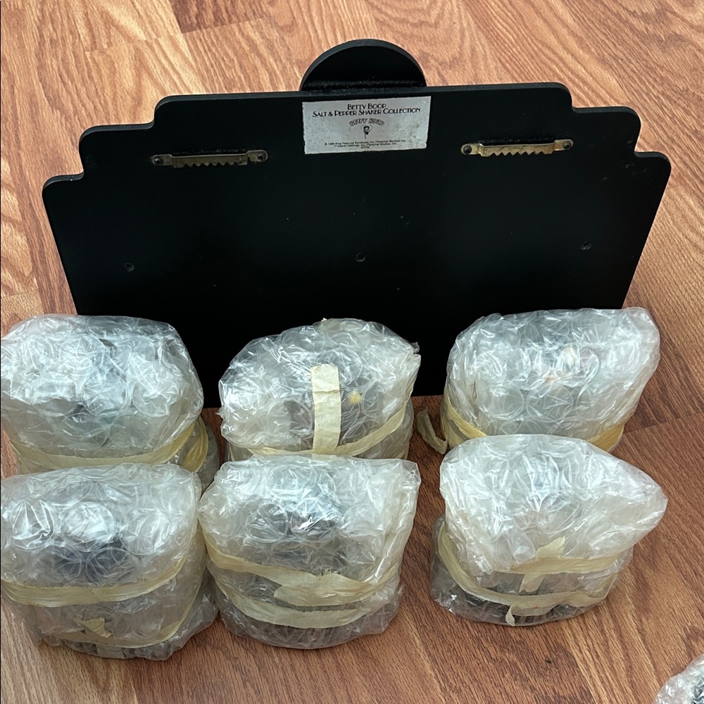 Betty Boop Black Wall Display for Accessories